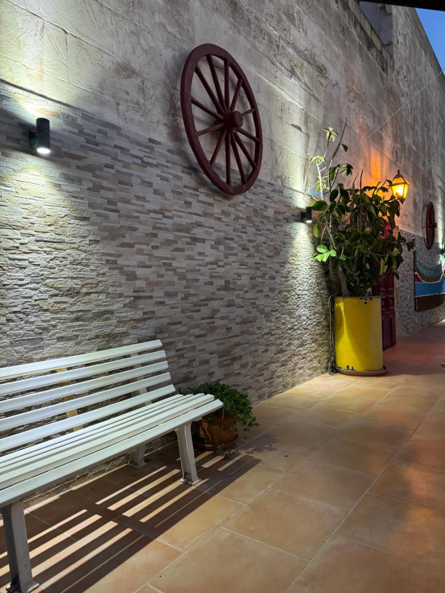 Tal-Bir Farmhouse Hotel Nadur Bagian luar foto