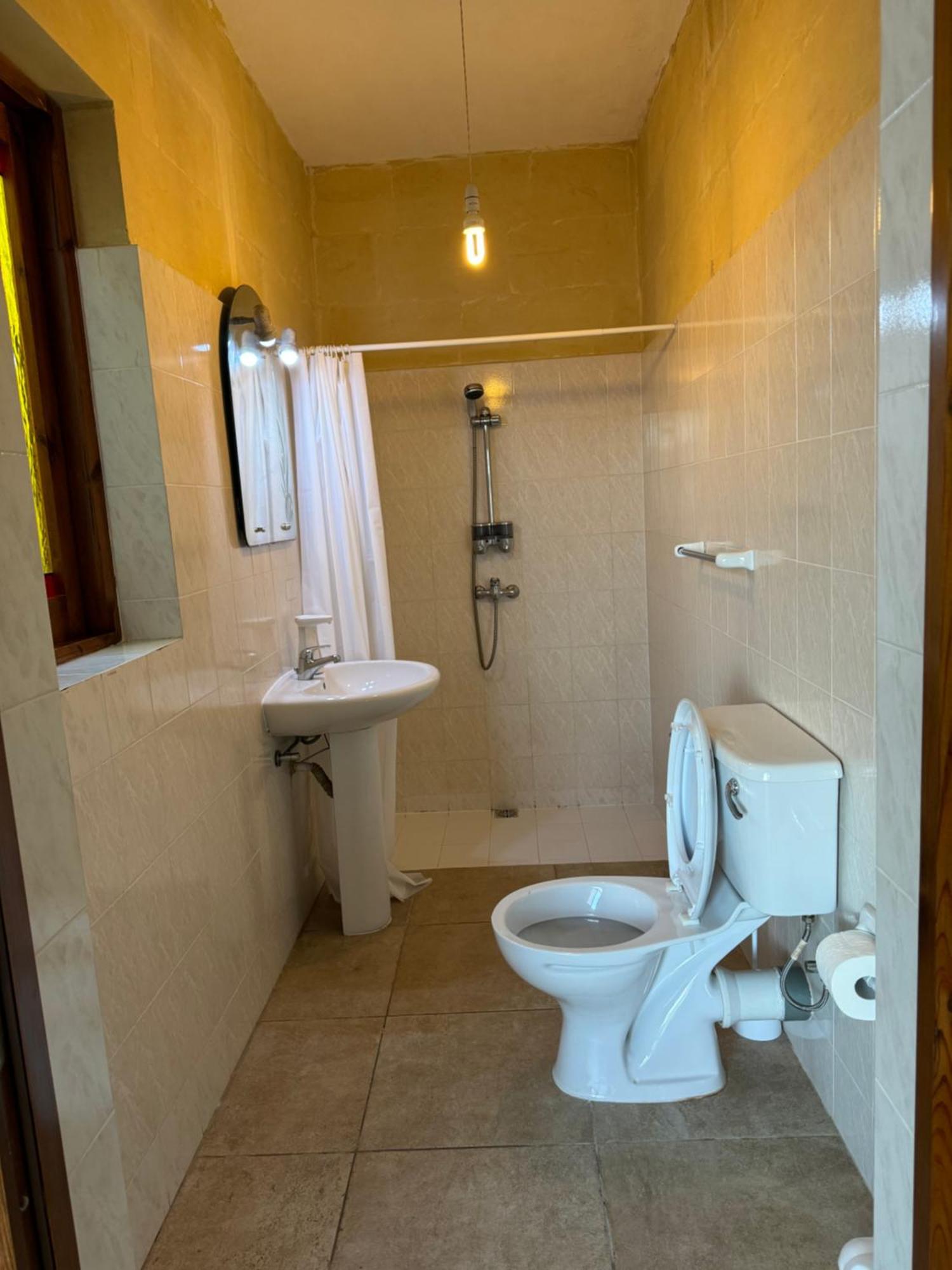 Tal-Bir Farmhouse Hotel Nadur Bagian luar foto