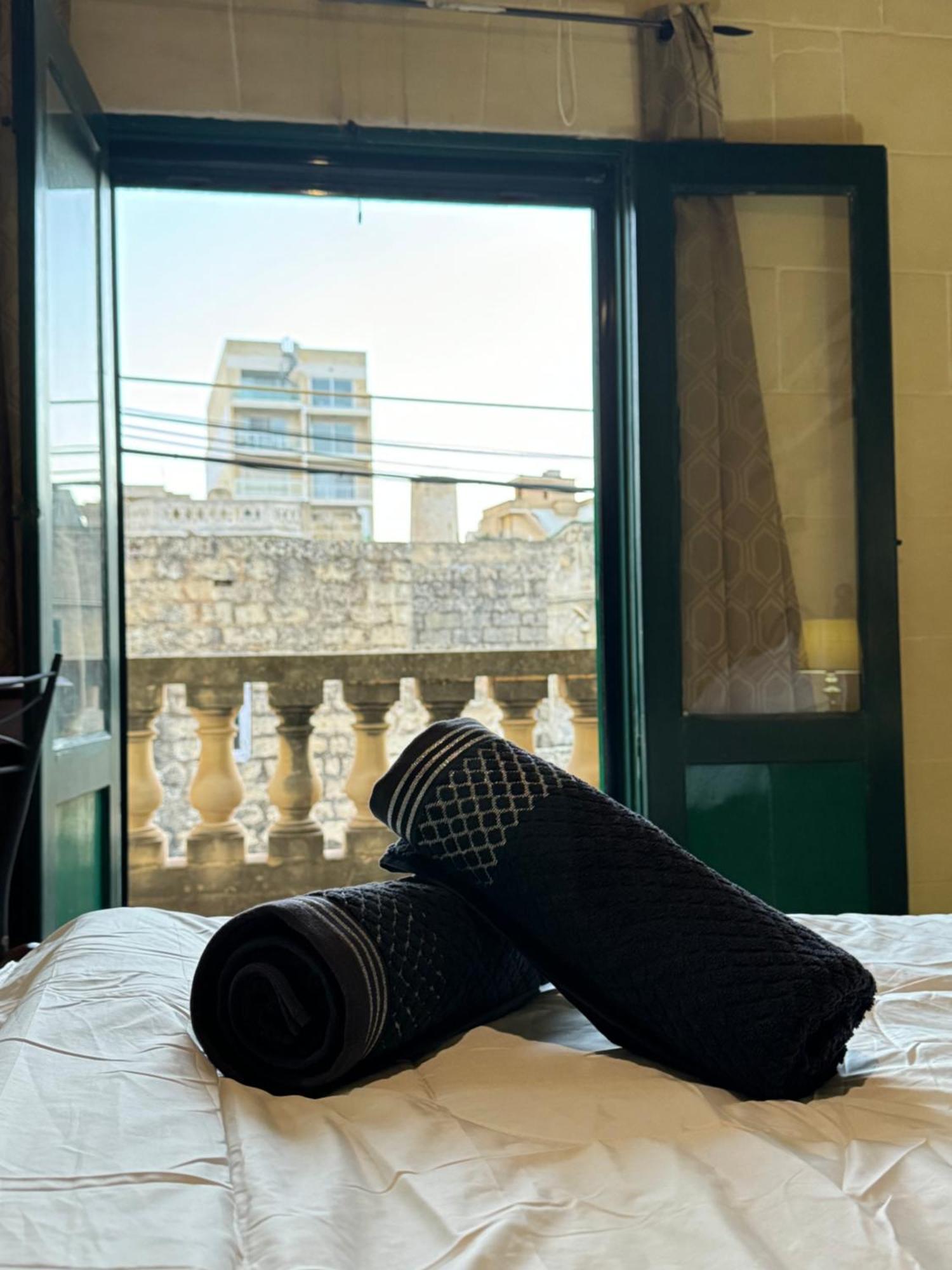 Tal-Bir Farmhouse Hotel Nadur Bagian luar foto